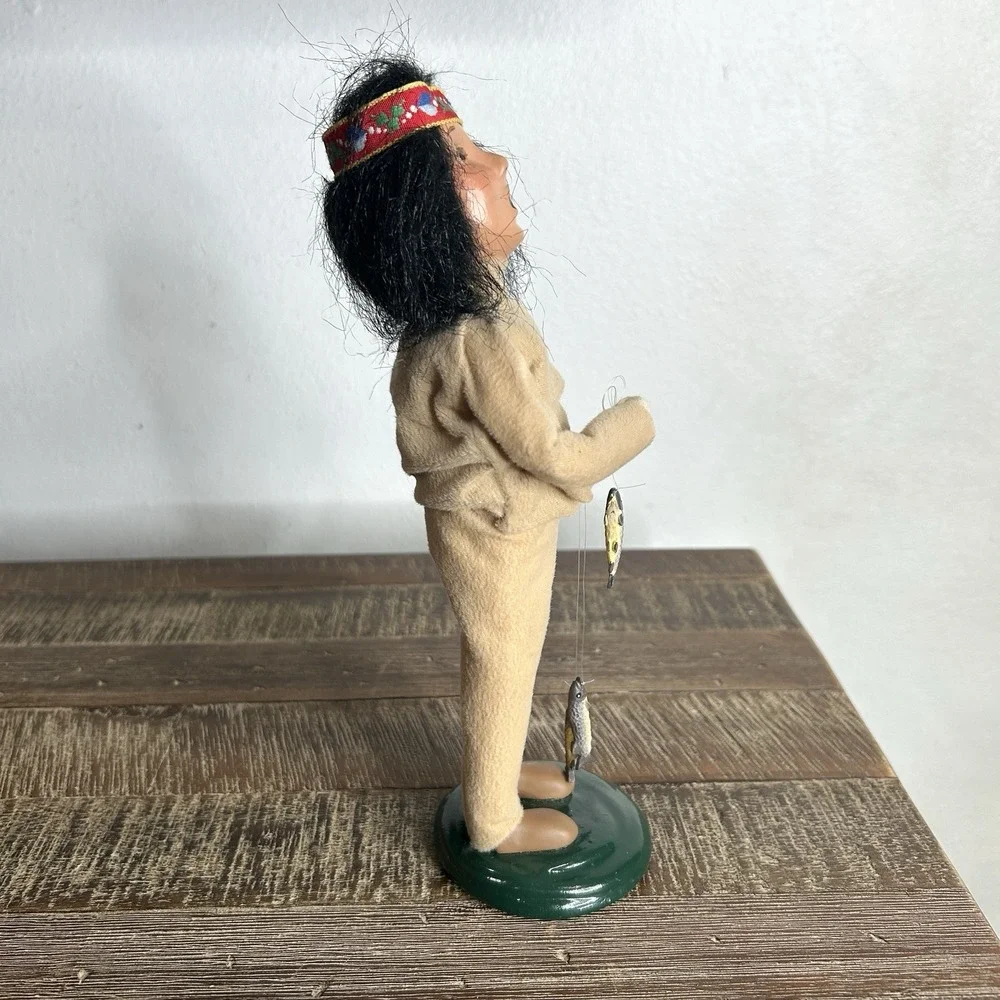 Byers Choice Carolers Native American Boy Figurine Fisherman Thanksgiving 1999